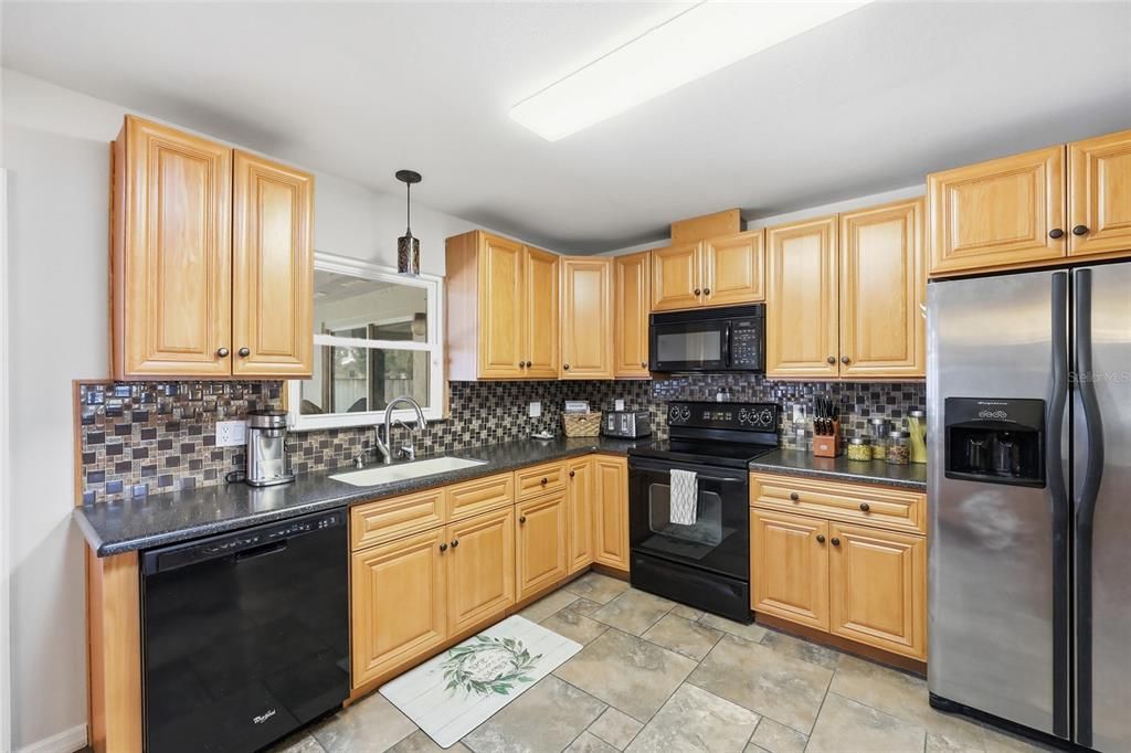 For Sale: $539,000 (4 beds, 2 baths, 1925 Square Feet)