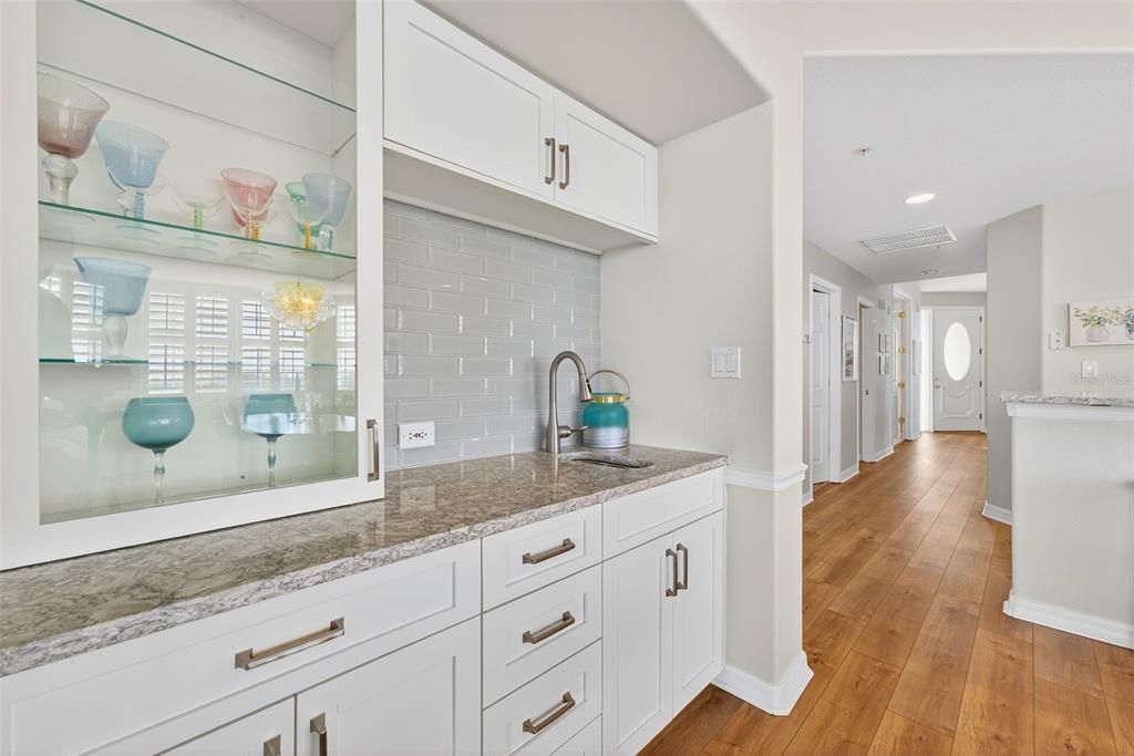 待售: $875,000 (3 贝兹, 3 浴室, 2100 平方英尺)