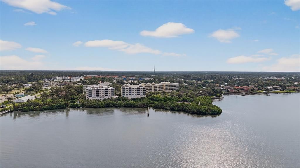 待售: $875,000 (3 贝兹, 3 浴室, 2100 平方英尺)