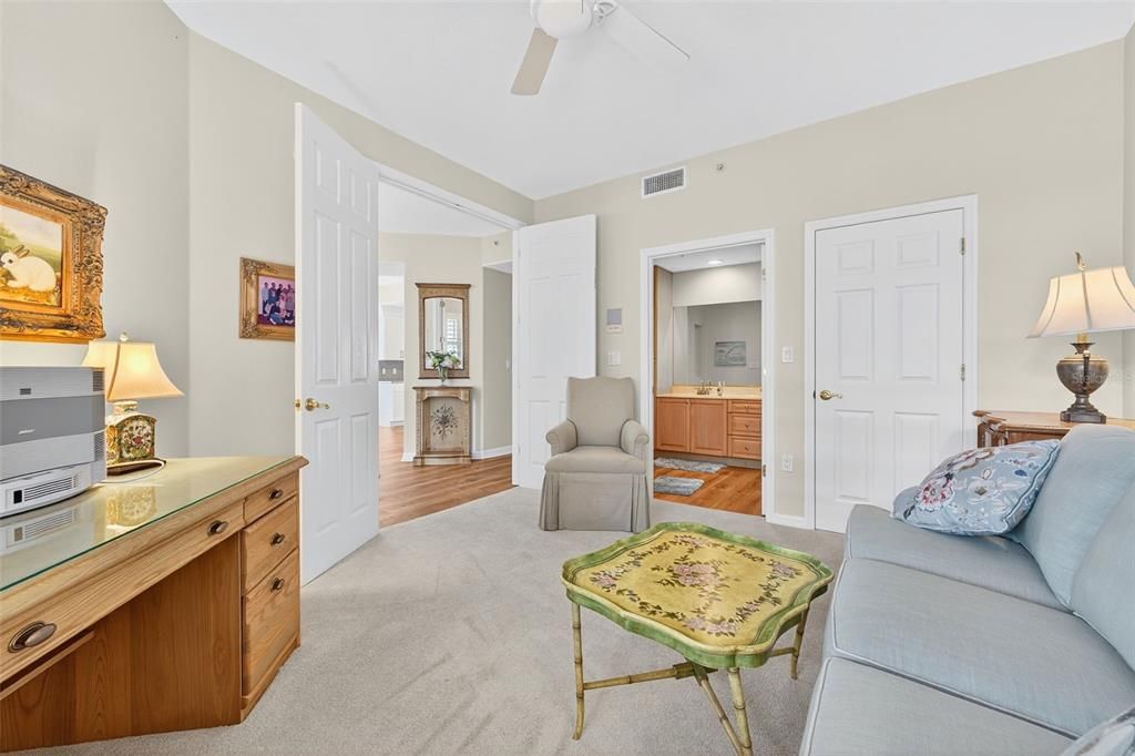 待售: $875,000 (3 贝兹, 3 浴室, 2100 平方英尺)