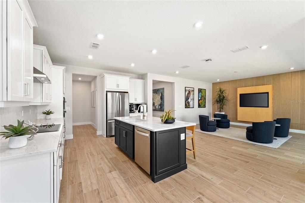 Active With Contract: $669,990 (4 beds, 3 baths, 2240 Square Feet)