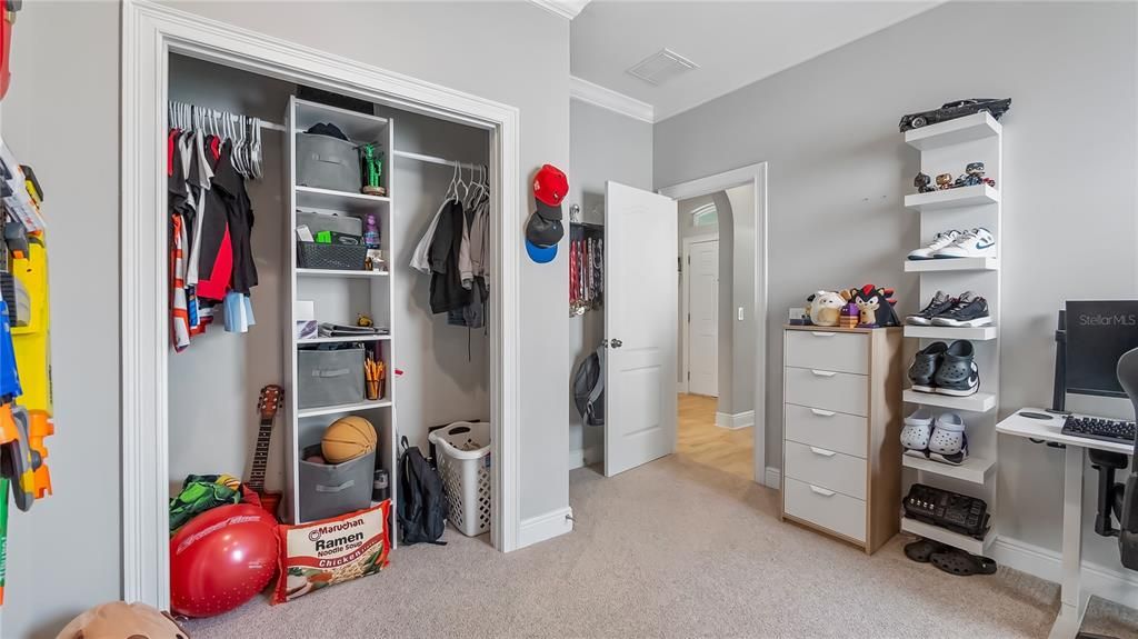 合同活跃: $519,900 (3 贝兹, 2 浴室, 2099 平方英尺)