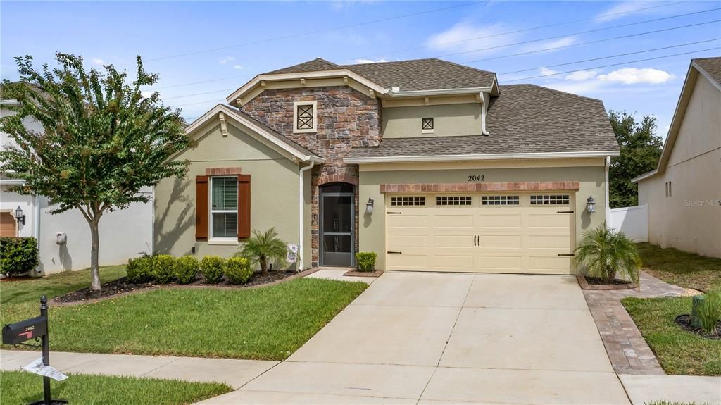 合同活跃: $519,900 (3 贝兹, 2 浴室, 2099 平方英尺)