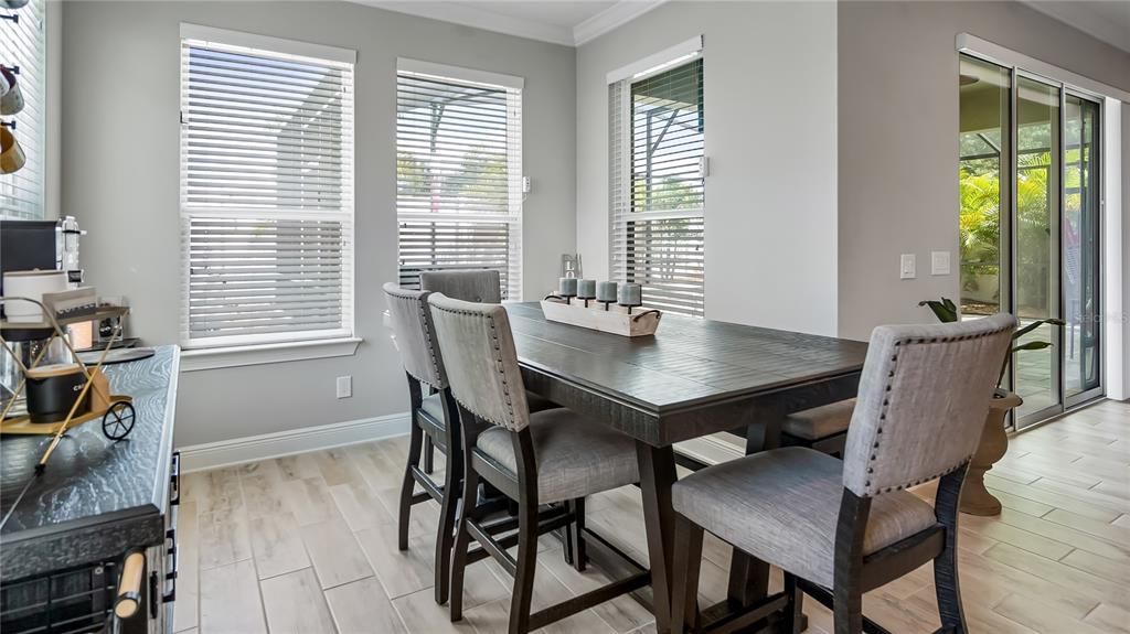 合同活跃: $519,900 (3 贝兹, 2 浴室, 2099 平方英尺)