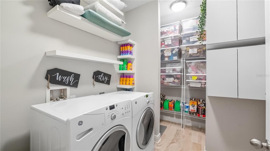 合同活跃: $519,900 (3 贝兹, 2 浴室, 2099 平方英尺)