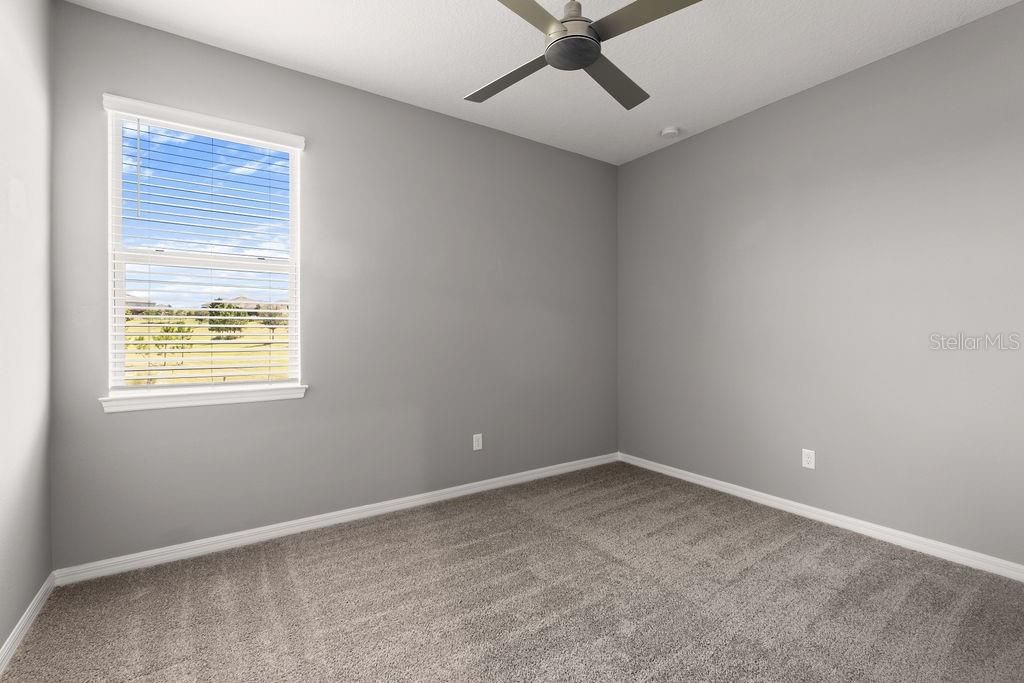 合同活跃: $615,000 (4 贝兹, 3 浴室, 2816 平方英尺)