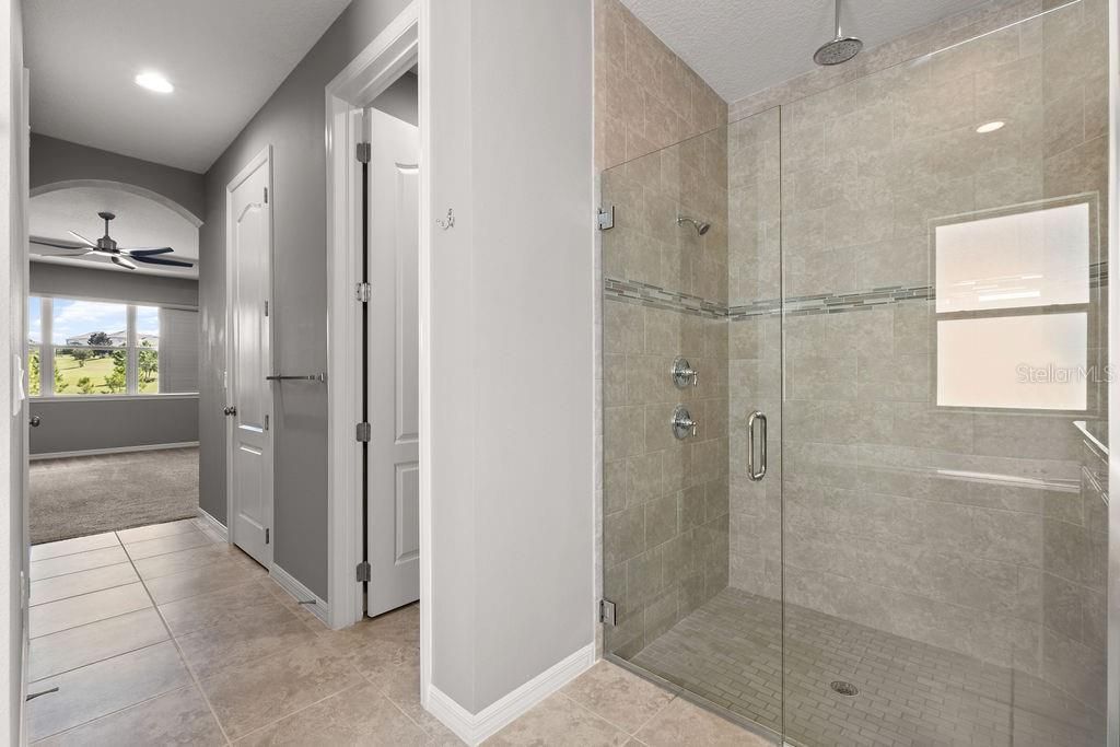 合同活跃: $615,000 (4 贝兹, 3 浴室, 2816 平方英尺)