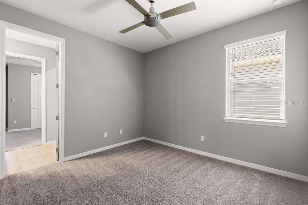 合同活跃: $615,000 (4 贝兹, 3 浴室, 2816 平方英尺)