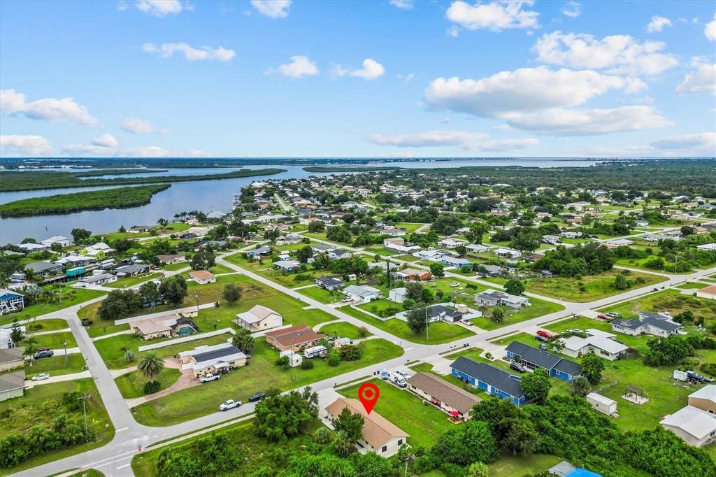 待售: $309,900 (4 贝兹, 0 浴室, 1820 平方英尺)