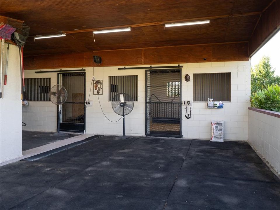 For Sale: $1,260,000 (2 beds, 1 baths, 2412 Square Feet)