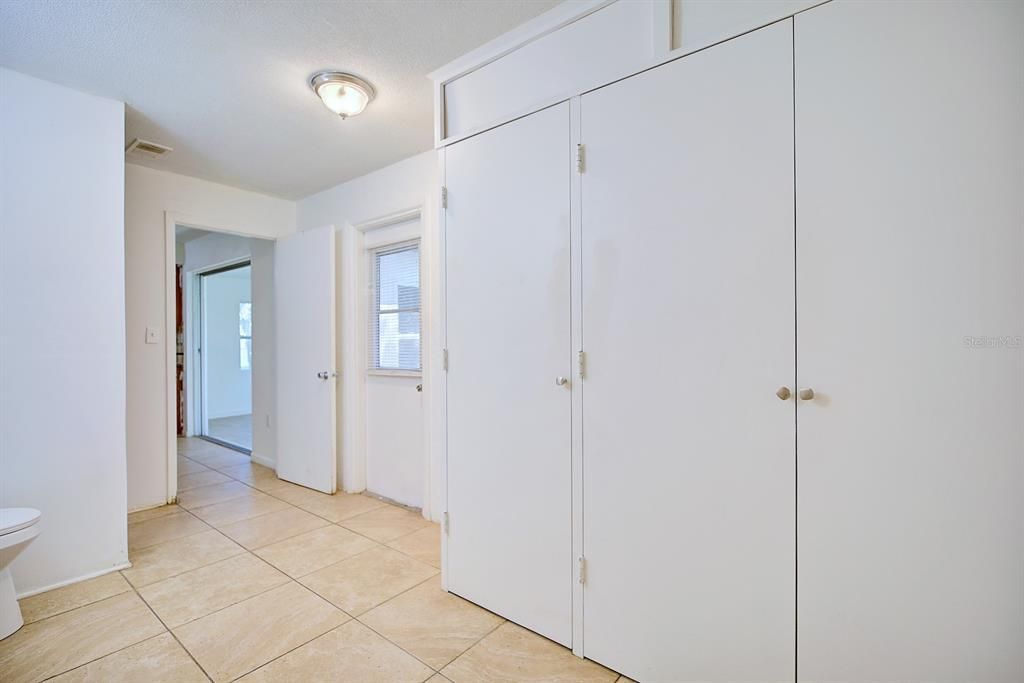 For Sale: $224,900 (3 beds, 2 baths, 1884 Square Feet)
