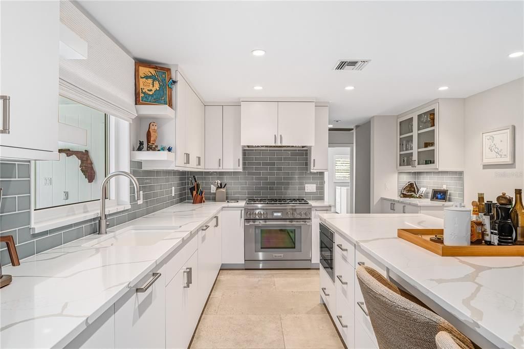 待售: $1,990,000 (4 贝兹, 4 浴室, 3515 平方英尺)