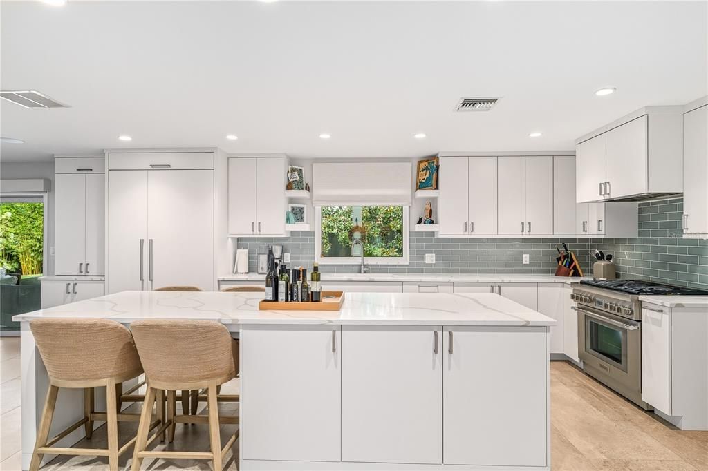 待售: $1,990,000 (4 贝兹, 4 浴室, 3515 平方英尺)