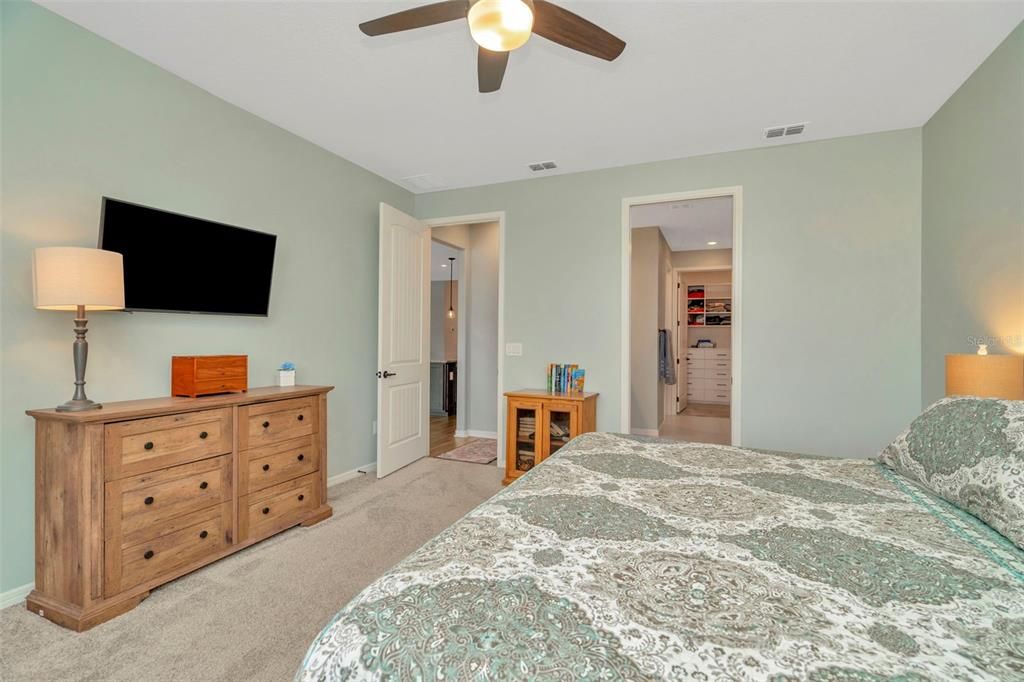 For Sale: $645,000 (3 beds, 2 baths, 2054 Square Feet)