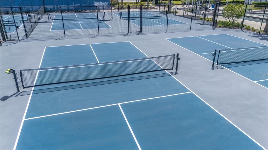 For Sale: $645,000 (3 beds, 2 baths, 2054 Square Feet)