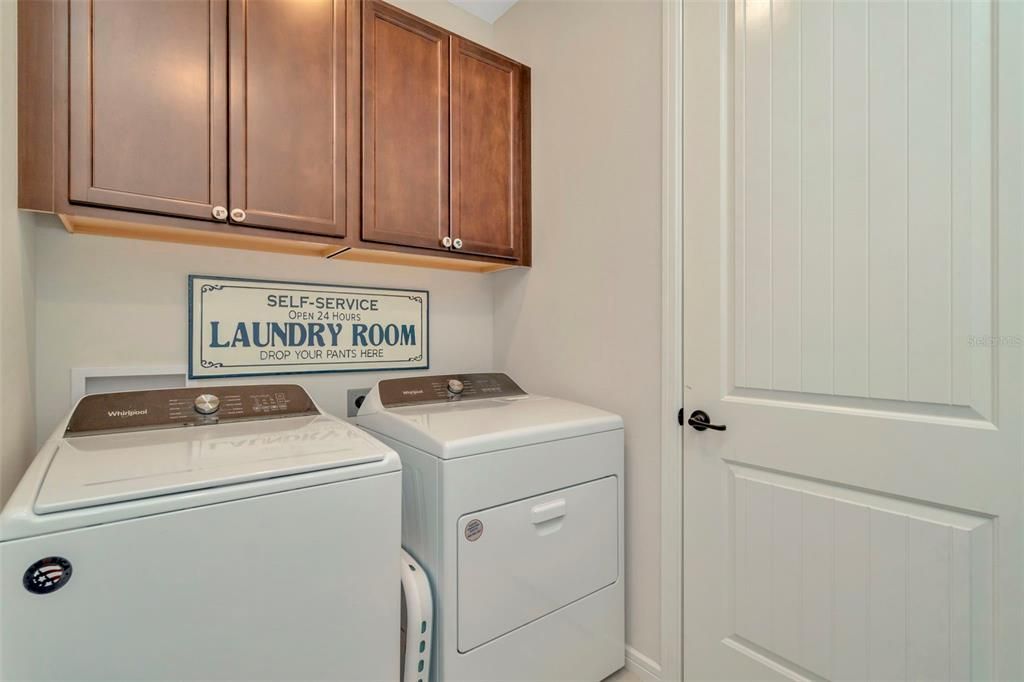 For Sale: $645,000 (3 beds, 2 baths, 2054 Square Feet)