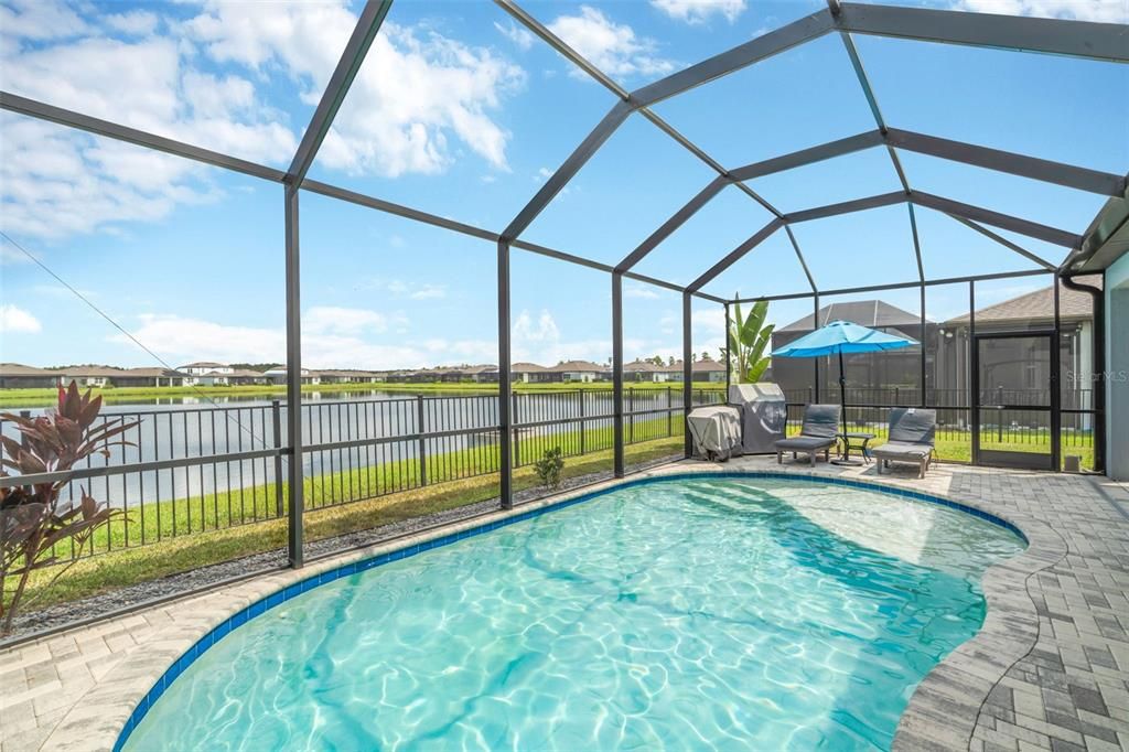 For Sale: $645,000 (3 beds, 2 baths, 2054 Square Feet)