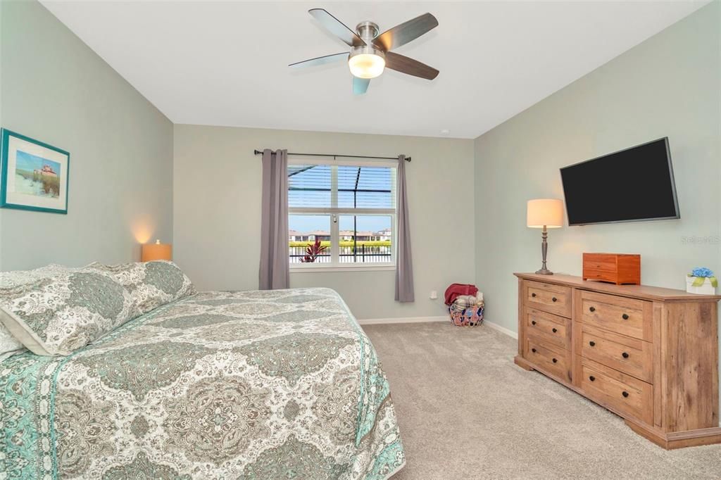 For Sale: $645,000 (3 beds, 2 baths, 2054 Square Feet)