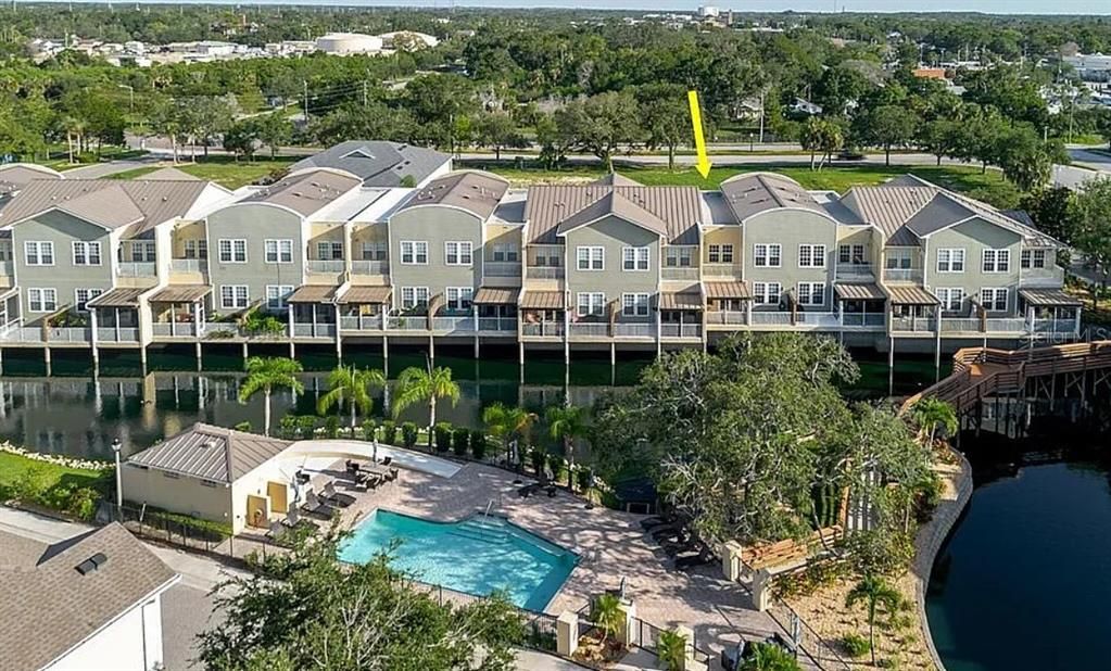 最近售出: $450,000 (3 贝兹, 2 浴室, 2275 平方英尺)