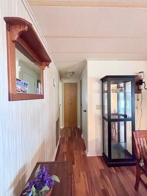 待售: $109,000 (2 贝兹, 2 浴室, 1370 平方英尺)