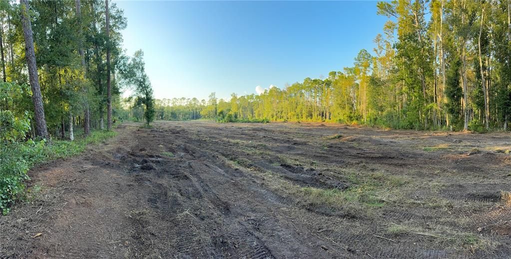 待售: $350,000 (9.34 acres)