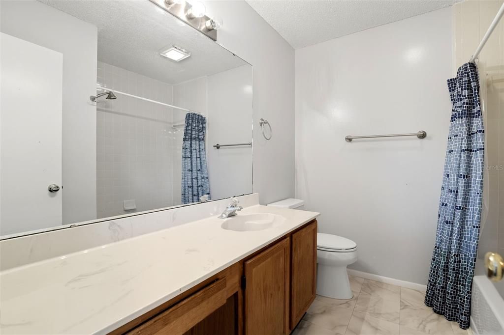 Active With Contract: $369,000 (3 beds, 2 baths, 1643 Square Feet)