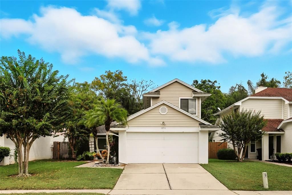 Active With Contract: $369,000 (3 beds, 2 baths, 1643 Square Feet)