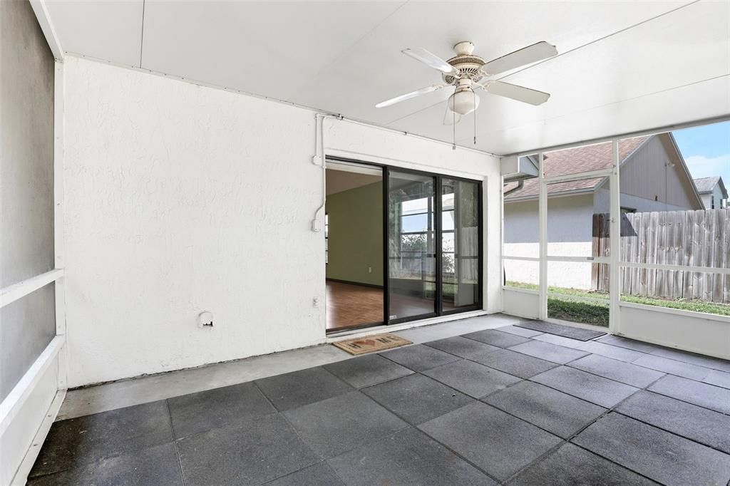 Active With Contract: $369,000 (3 beds, 2 baths, 1643 Square Feet)