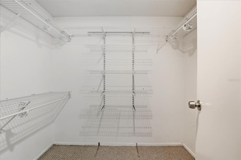 Active With Contract: $369,000 (3 beds, 2 baths, 1643 Square Feet)