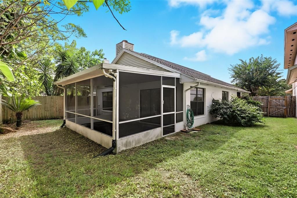 Active With Contract: $369,000 (3 beds, 2 baths, 1643 Square Feet)