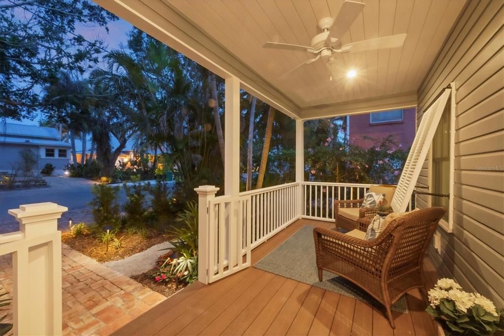 待售: $4,750,000 (3 贝兹, 3 浴室, 2089 平方英尺)