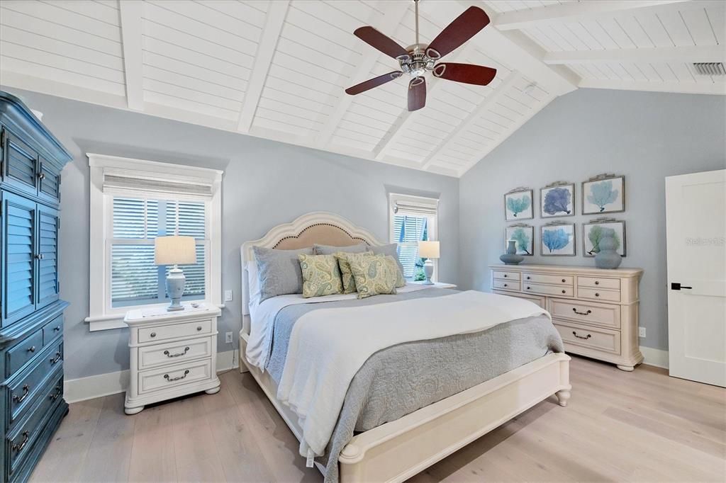 待售: $4,750,000 (3 贝兹, 3 浴室, 2089 平方英尺)