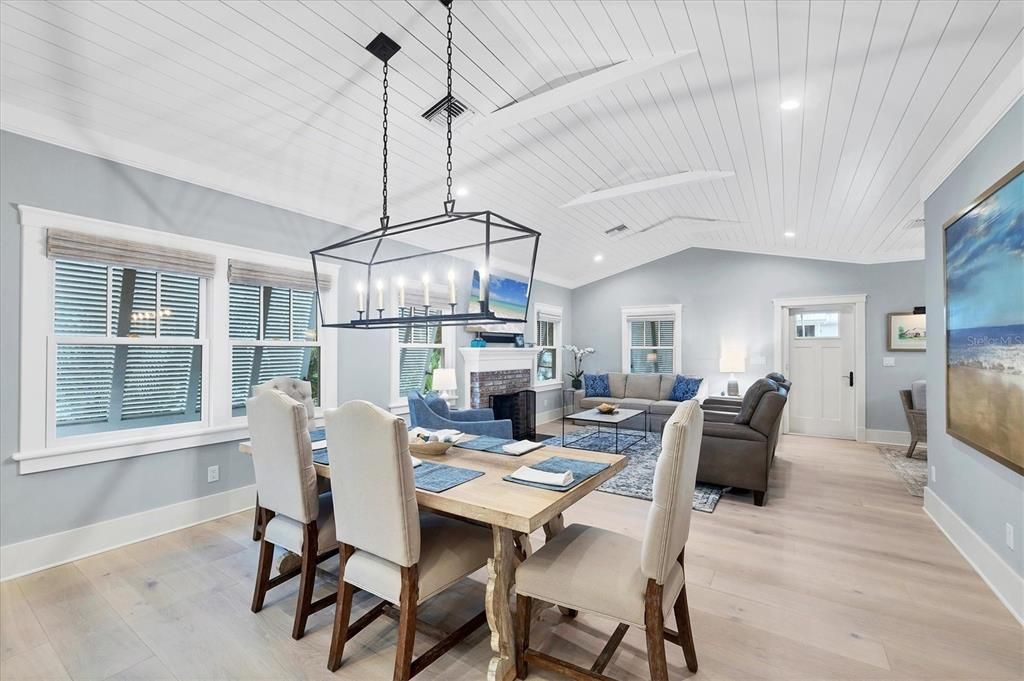 待售: $4,750,000 (3 贝兹, 3 浴室, 2089 平方英尺)