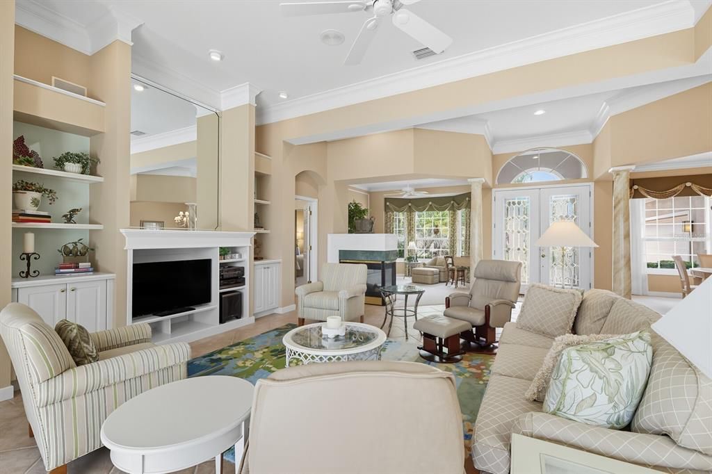 Active With Contract: $1,160,000 (3 beds, 3 baths, 2894 Square Feet)