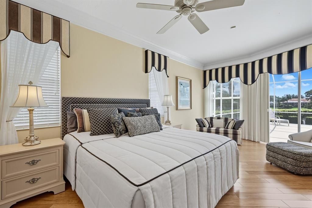 Active With Contract: $1,160,000 (3 beds, 3 baths, 2894 Square Feet)