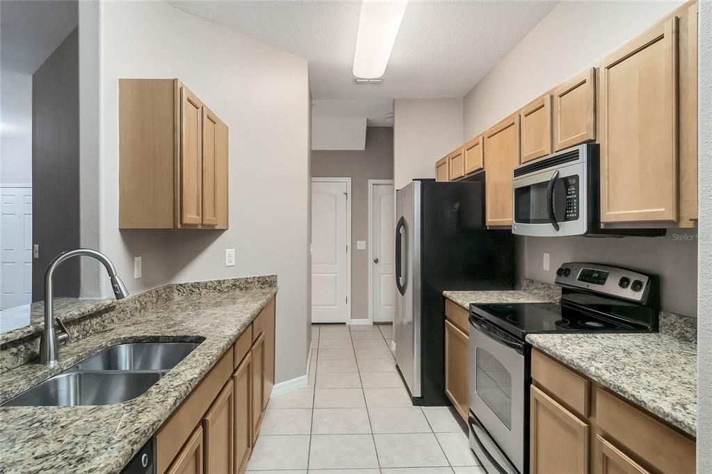 En Venta: $379,000 (3 camas, 2 baños, 1916 Pies cuadrados)