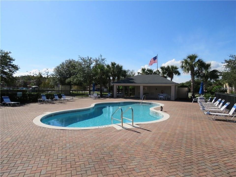 En Venta: $379,000 (3 camas, 2 baños, 1916 Pies cuadrados)