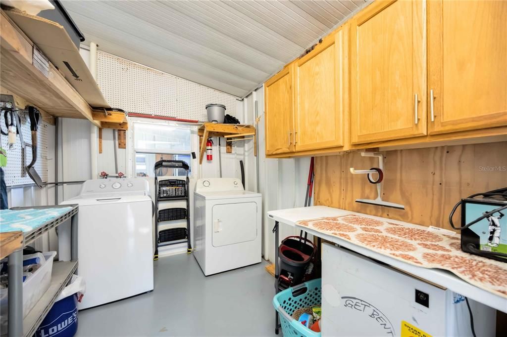 合同活跃: $139,000 (2 贝兹, 2 浴室, 1159 平方英尺)