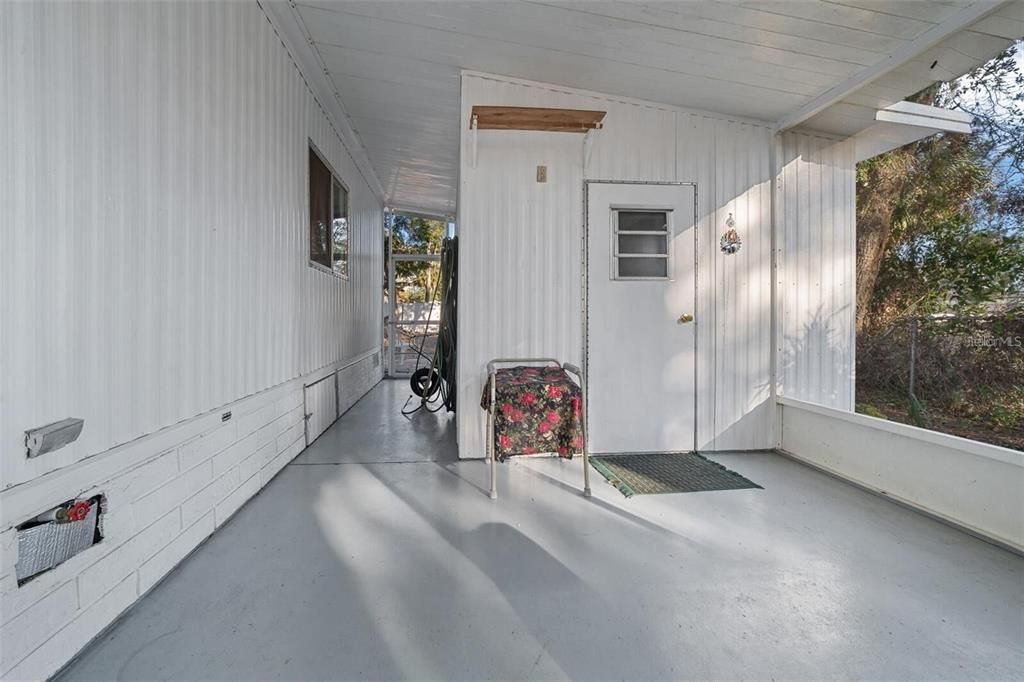 待售: $115,900 (2 贝兹, 2 浴室, 805 平方英尺)