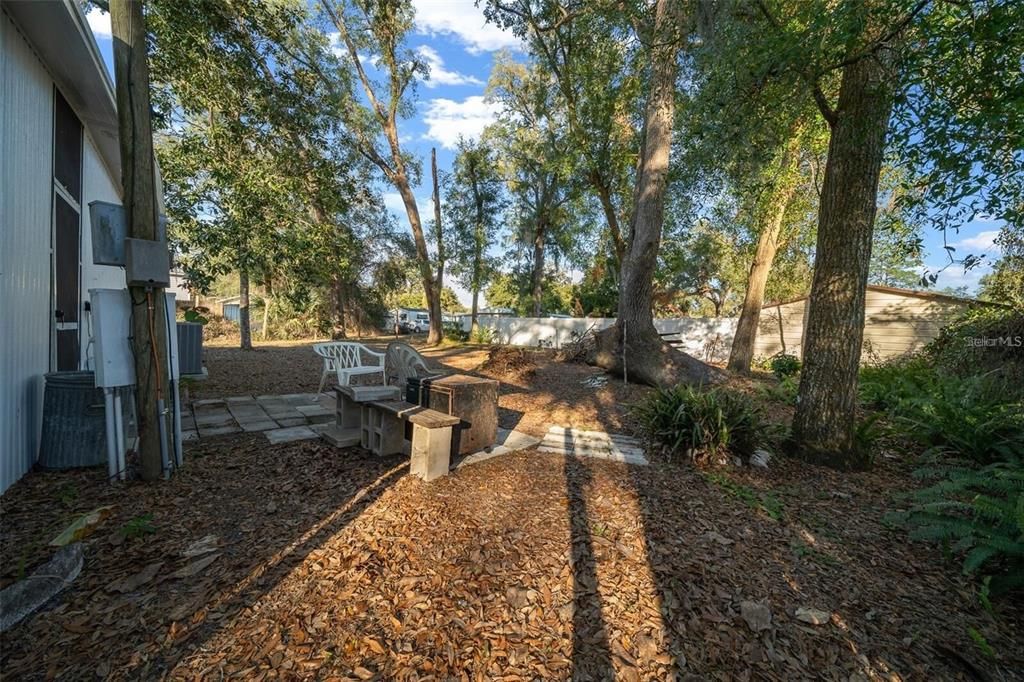 待售: $115,900 (2 贝兹, 2 浴室, 805 平方英尺)