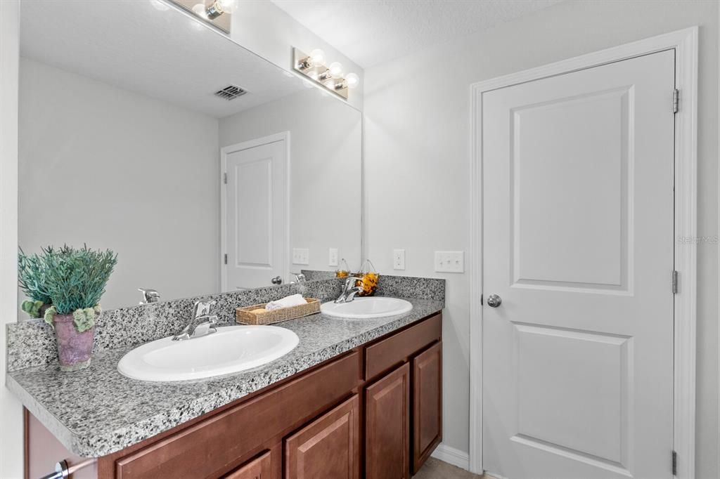 En Renta: $2,900 (3 camas, 2 baños, 1755 Pies cuadrados)