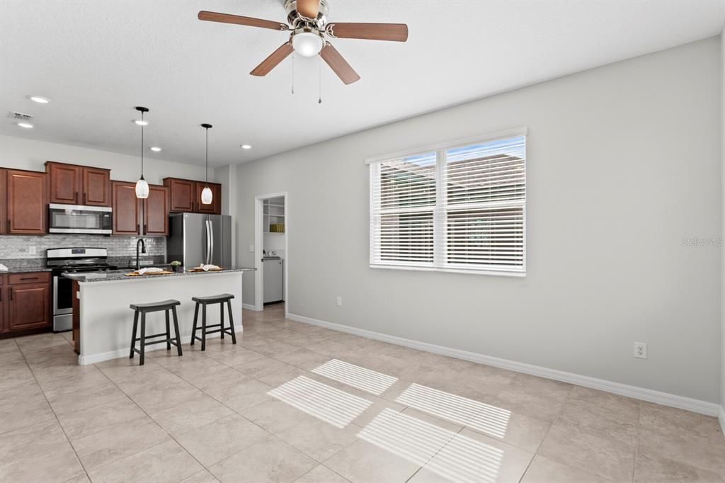 En Renta: $2,900 (3 camas, 2 baños, 1755 Pies cuadrados)