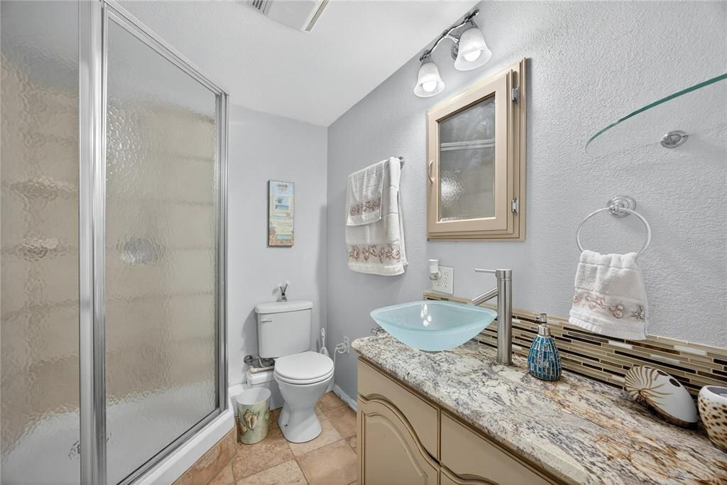 En Venta: $449,000 (3 camas, 3 baños, 2258 Pies cuadrados)