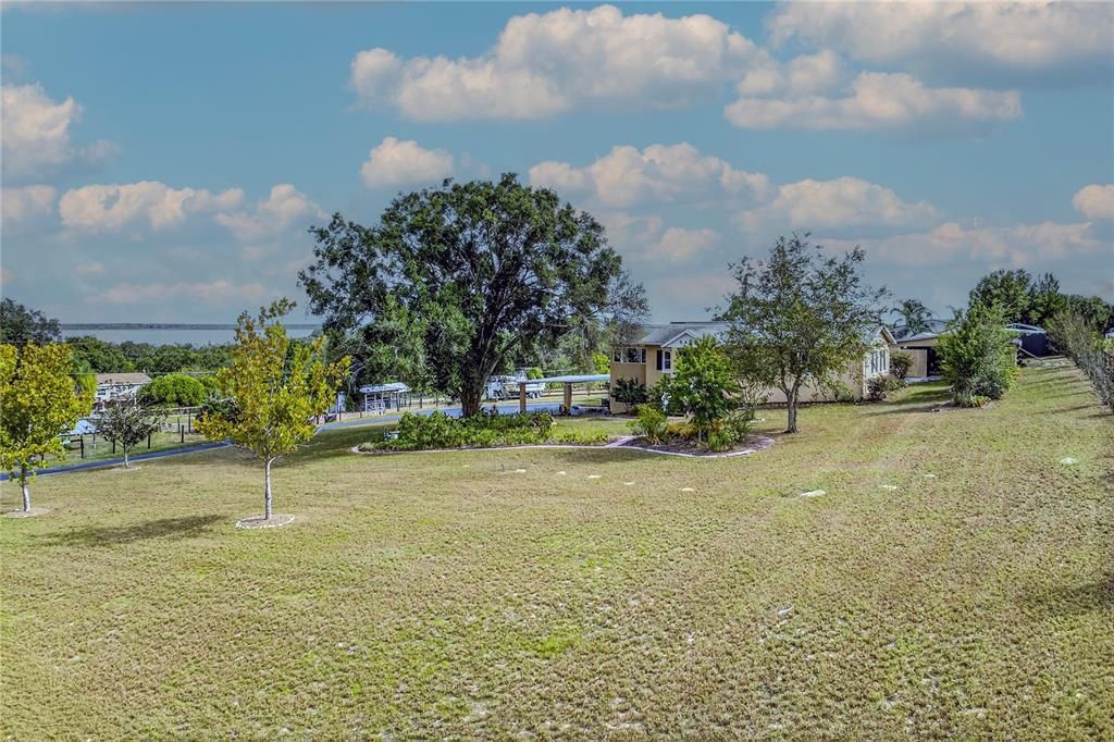 En Venta: $449,000 (3 camas, 3 baños, 2258 Pies cuadrados)