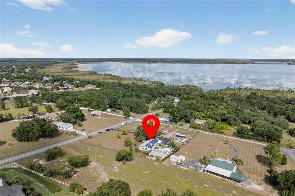 En Venta: $449,000 (3 camas, 3 baños, 2258 Pies cuadrados)