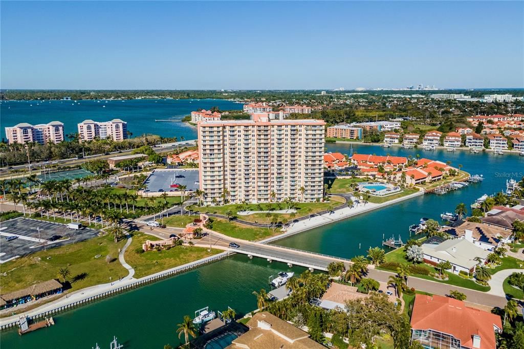 待售: $399,900 (2 贝兹, 2 浴室, 1110 平方英尺)