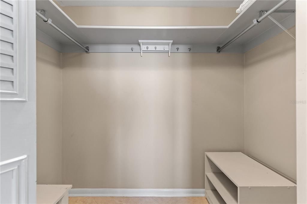 待售: $399,900 (2 贝兹, 2 浴室, 1110 平方英尺)