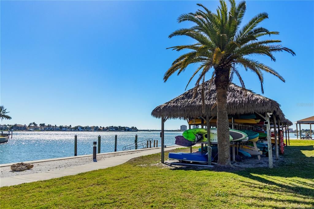 待售: $399,900 (2 贝兹, 2 浴室, 1110 平方英尺)