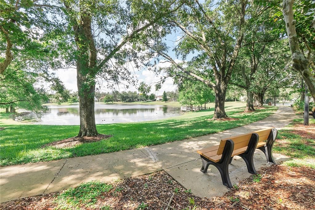 Под контрактом: $459,900 (4 спален, 2 ванн, 1970 Квадратных фут)