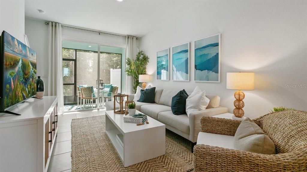 Active With Contract: $275,990 (3 beds, 2 baths, 1308 Square Feet)